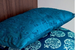 coussin EMPIRE bleu paon - BLANC DES VOSGES