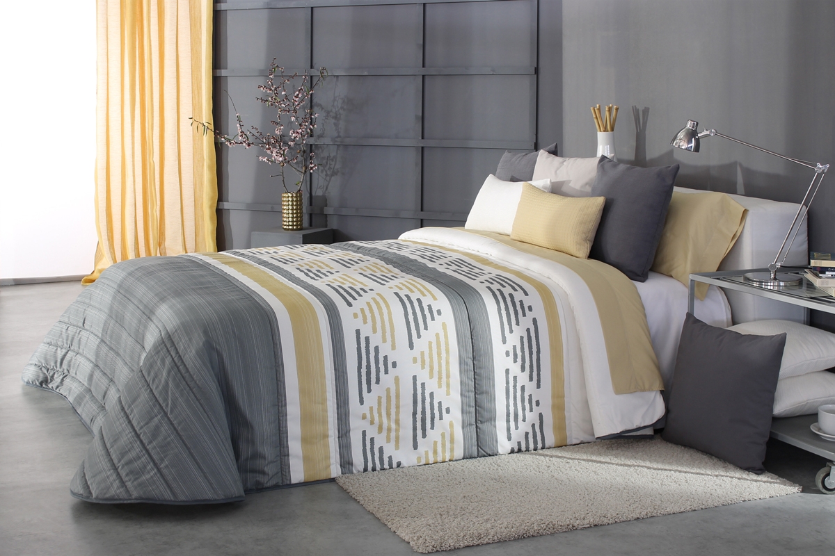 Dessus de lit matelassé KELSEY gris 150g - REIG MARTI