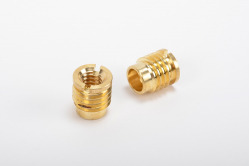 INSERT A VISSER A COLLERETTE filetage &Oslash; 9 pas de 350